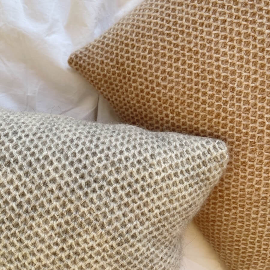 PATTERN - HONEY PILLOW