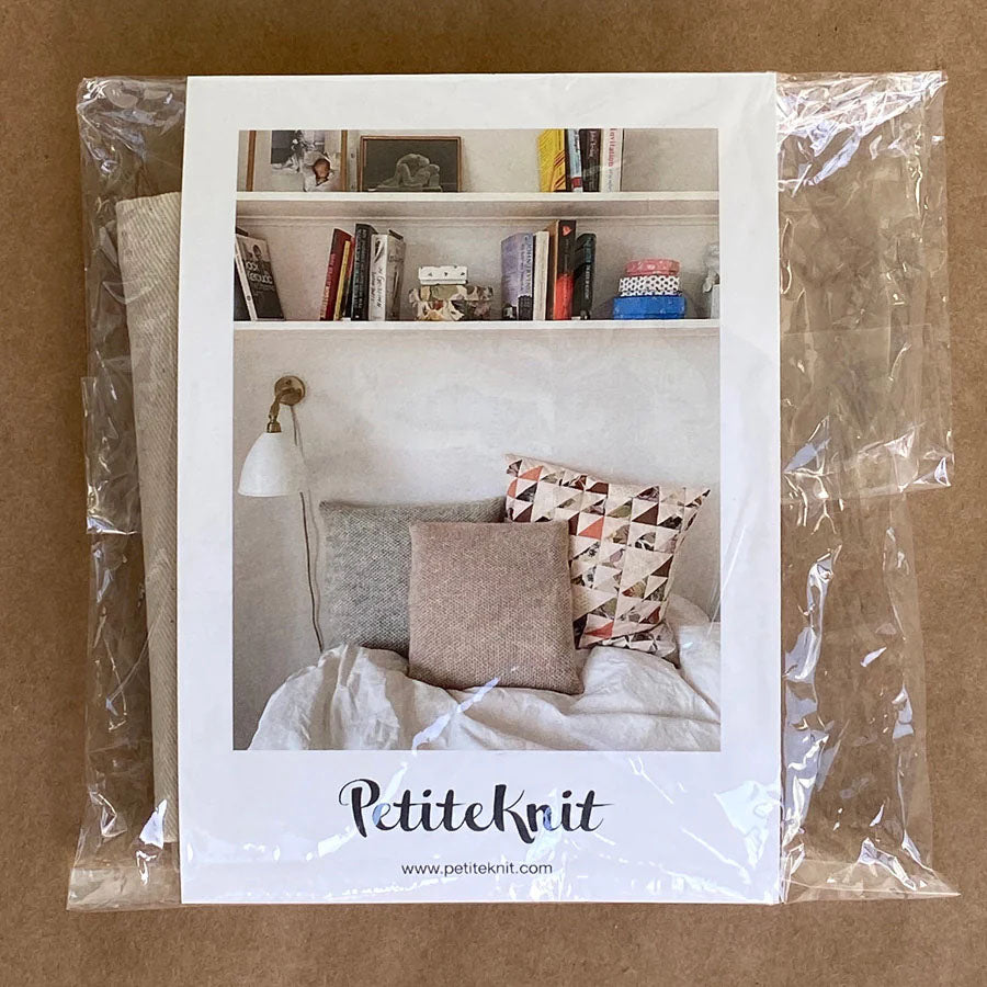 RYG til PUDE størrelse 40 X 40 CM fra PetiteKnit