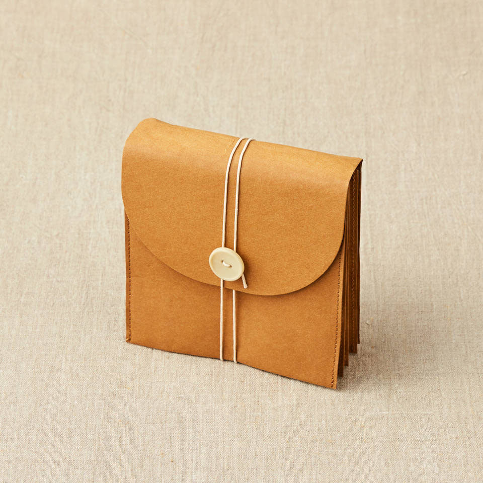PROJOECT PUNCH brun fra Cocoknits