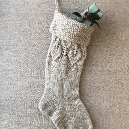 PATTERN - DAHLIA CHRISTMAS SOCK