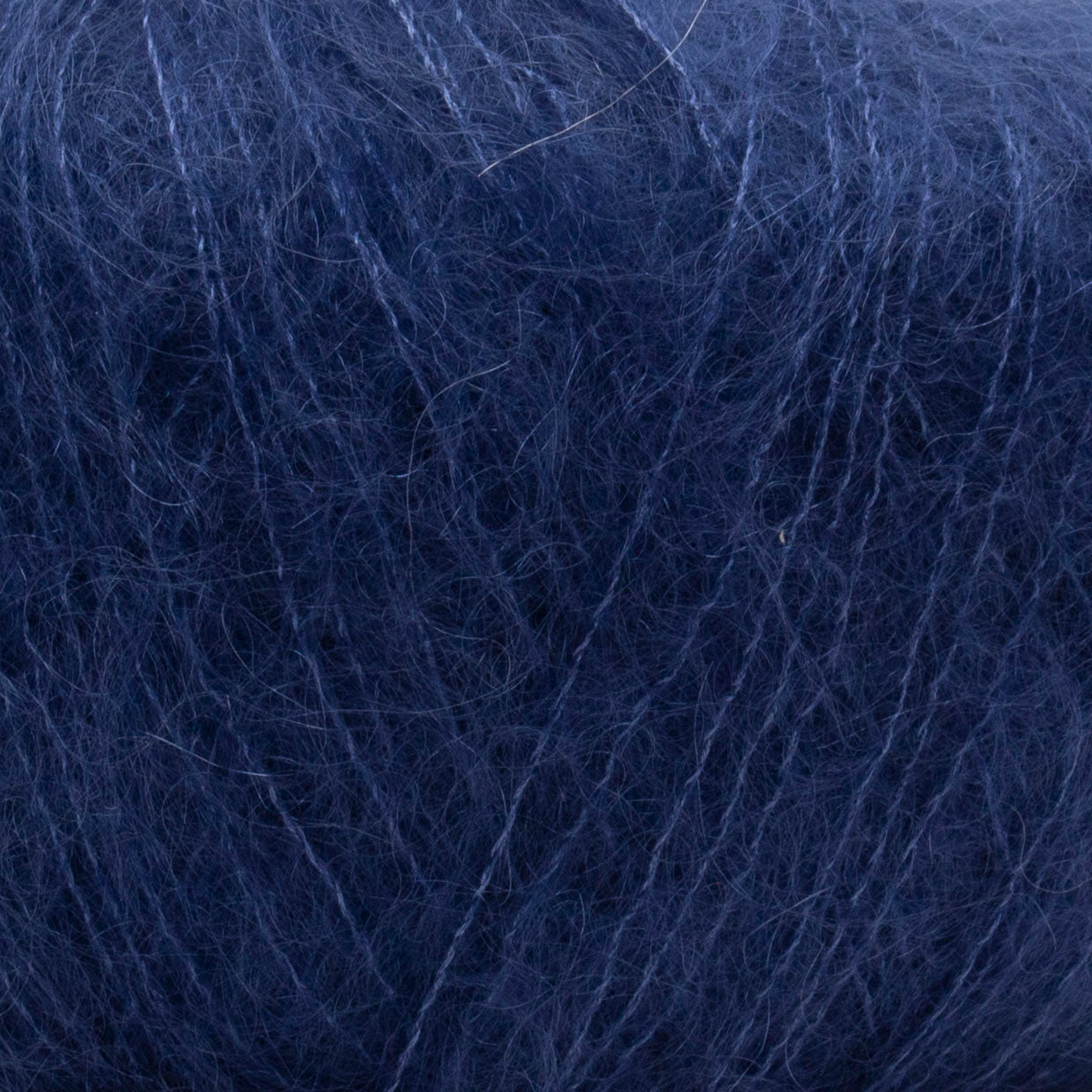 SILKY MOHAIR - FULL MOON