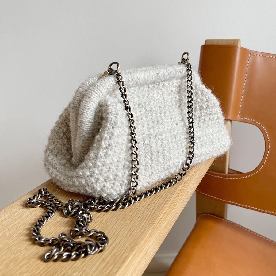 CHAIN FOR WINTER CLUTCH by PetiteKnit