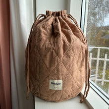 Load image into Gallery viewer, borsa &quot;Get Your Knit Together Bag Grand&quot; - PRALINE SEERSUCKER
