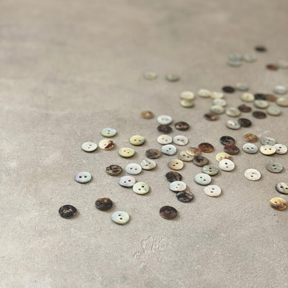 BOTTONI in Madreperla ø11