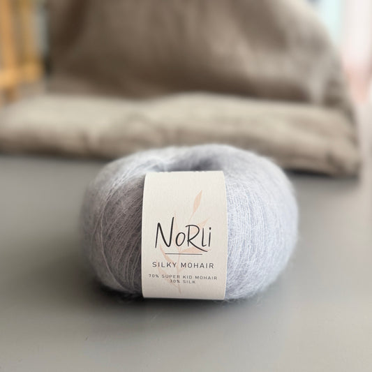 SILKY MOHAIR - MOON ICE