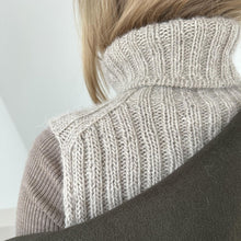 Carica l&#39;immagine nel visualizzatore di Gallery, PATTERN - NOTE RIB NECK
