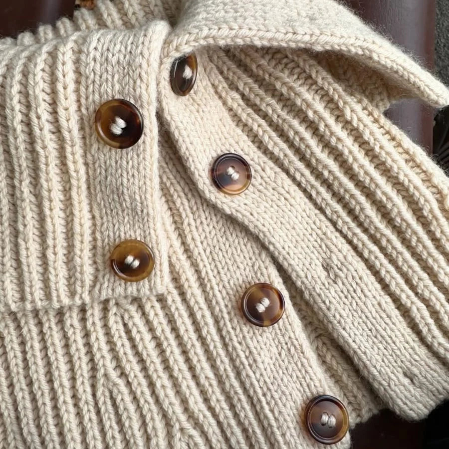 NOVEMBER NECK - bigWOOrLi