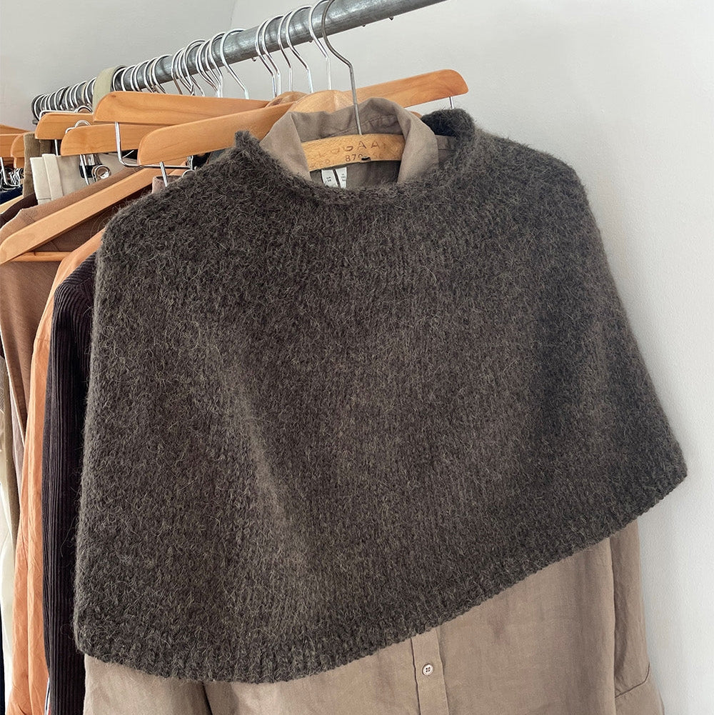 PLAIN YOKE PONCHO - bigWOOrLi