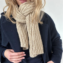 Load image into Gallery viewer, WOODLARK SCARF - WOOrLi in LOVE
