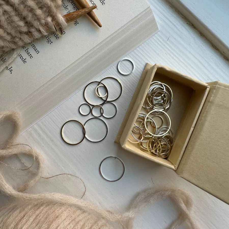 STITCH MARKERS by PetiteKnit
