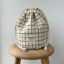 Carica l&#39;immagine nel visualizzatore di Gallery, borsa &quot;Get Your Knit Together Bag&quot; - Checked
