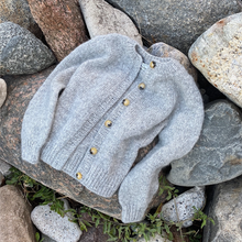 Load image into Gallery viewer, PATTERN - NOVICE CARDIGAN CHUNKY EDITION
