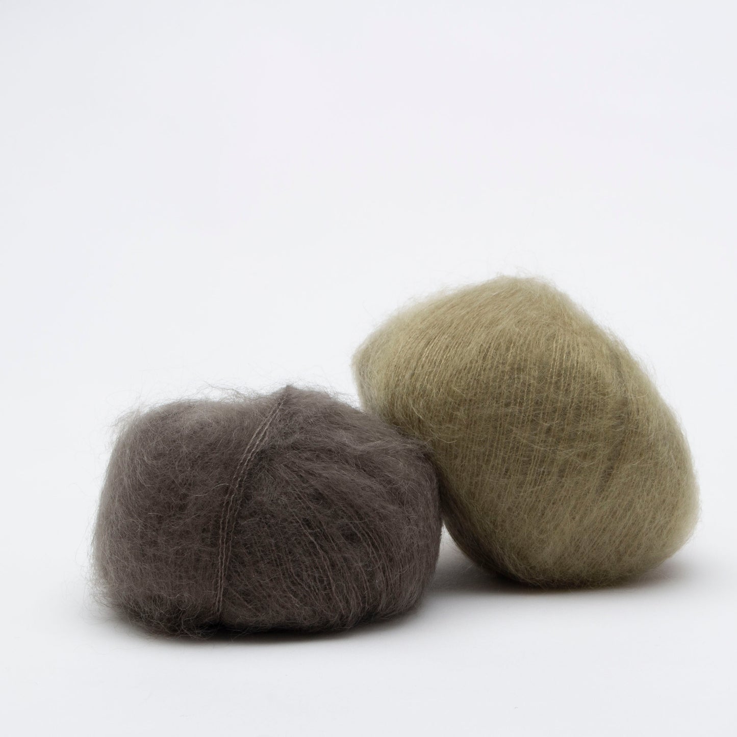 SILKY MOHAIR - DUSTY GREEN