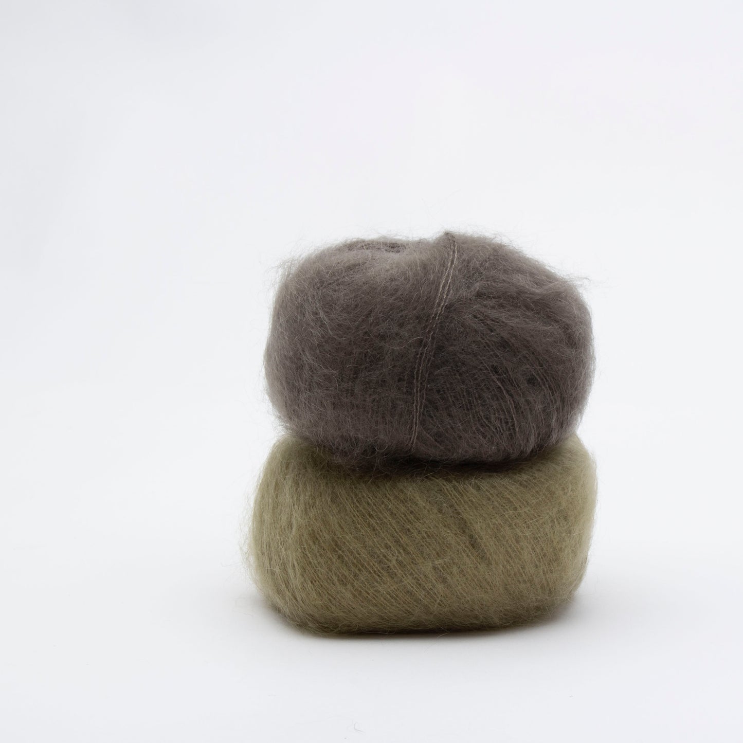 SILKY MOHAIR - GREEN TEA