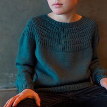 Load image into Gallery viewer, PATTERN - ANKER&#39;S SWEATER JUNIOR
