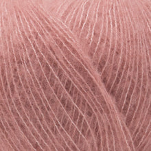 Carica l&#39;immagine nel visualizzatore di Gallery, FLUFFY CASHMERE - ROYAL ROSE
